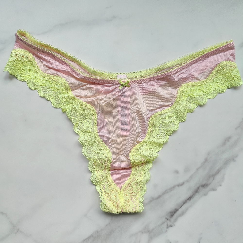 NWT VICTORIA'S SECRET TEASE HIGH-LEG SCOOP THONG PANTY IN PRETTY BLOSSOM SIZE LA